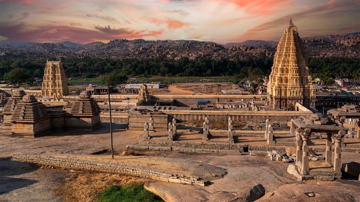 Virupaksha Temple, Hampi